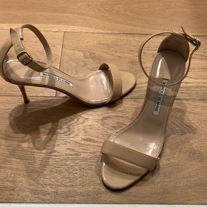 Patent leather camel colored fun, sexy summer shoe